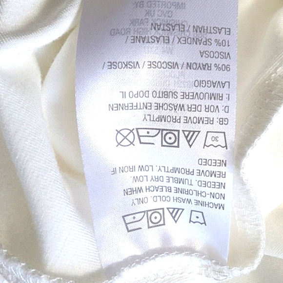 Susan Graver - QVC Jersey knit boat-neck white bell long sleeve tunic (NBW) - Picture 5 of 10